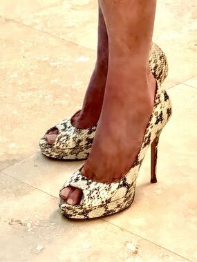 Jimmy Choo Snake-skin Peep Toe heels. Platform under toe. Very chic.
